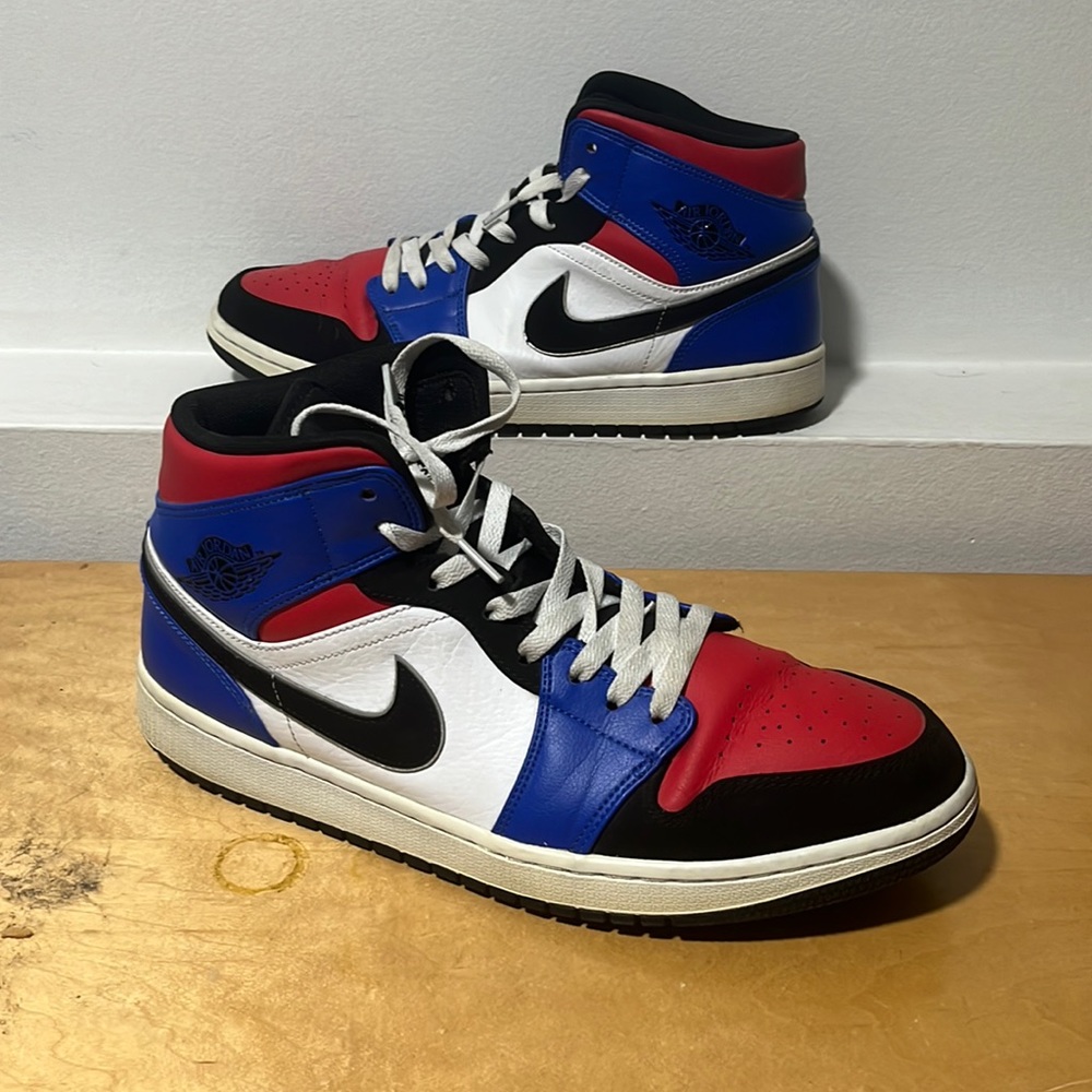 Air Jordan 1 mid Top 3